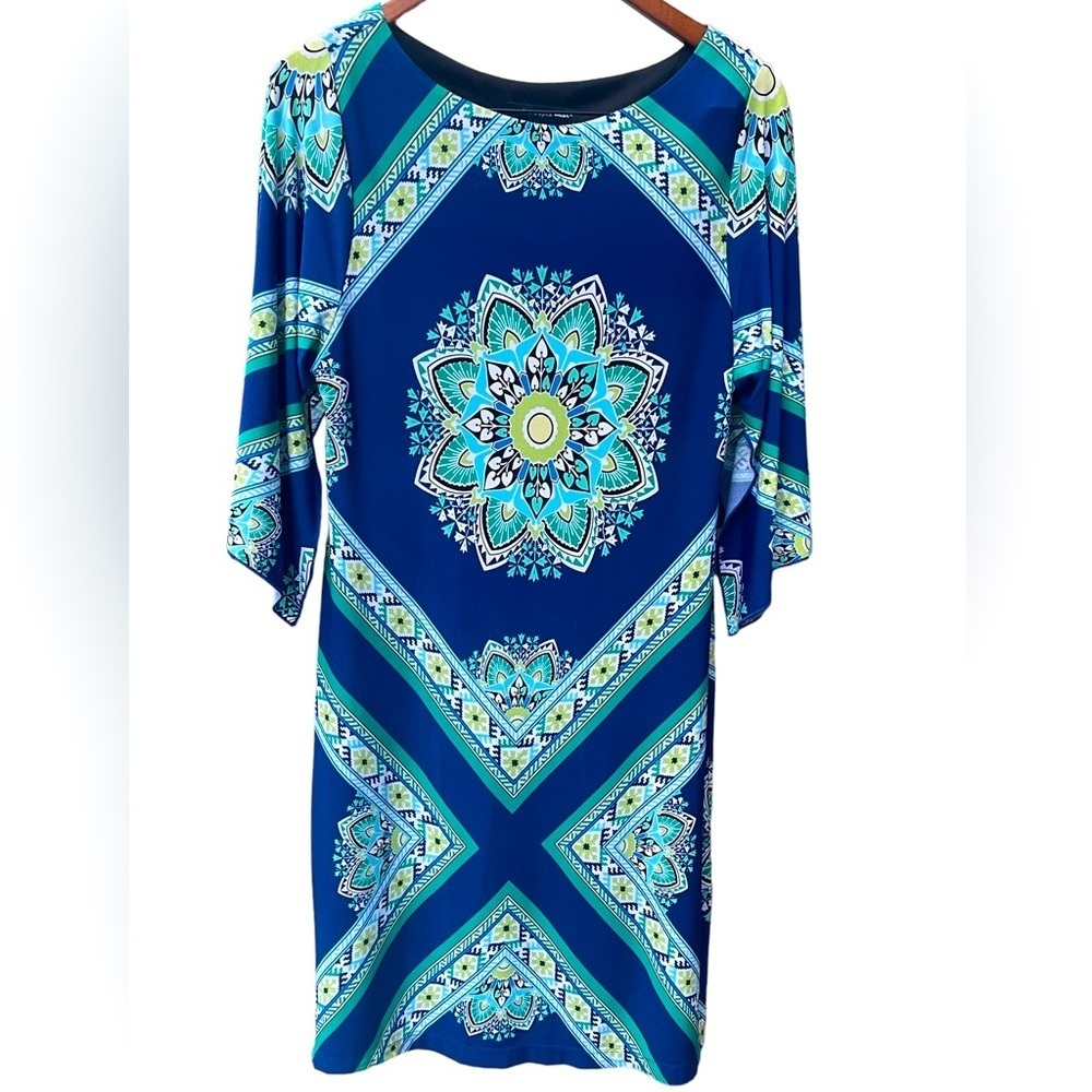 🔥🩵Gorgeous Saint Tropez West dress size 6. Soft, very stretchy in nice colors!